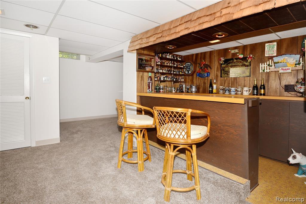 2268 Devonshire Road Bloomfield Hills, MI 48302 - Photo 25 of 38