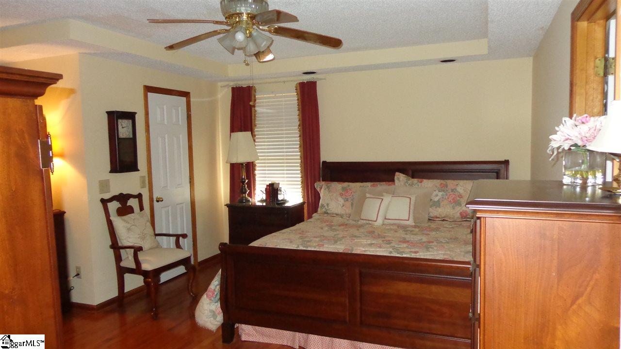 708 Hampton Road Liberty, SC 29657 - Photo 12 of 36