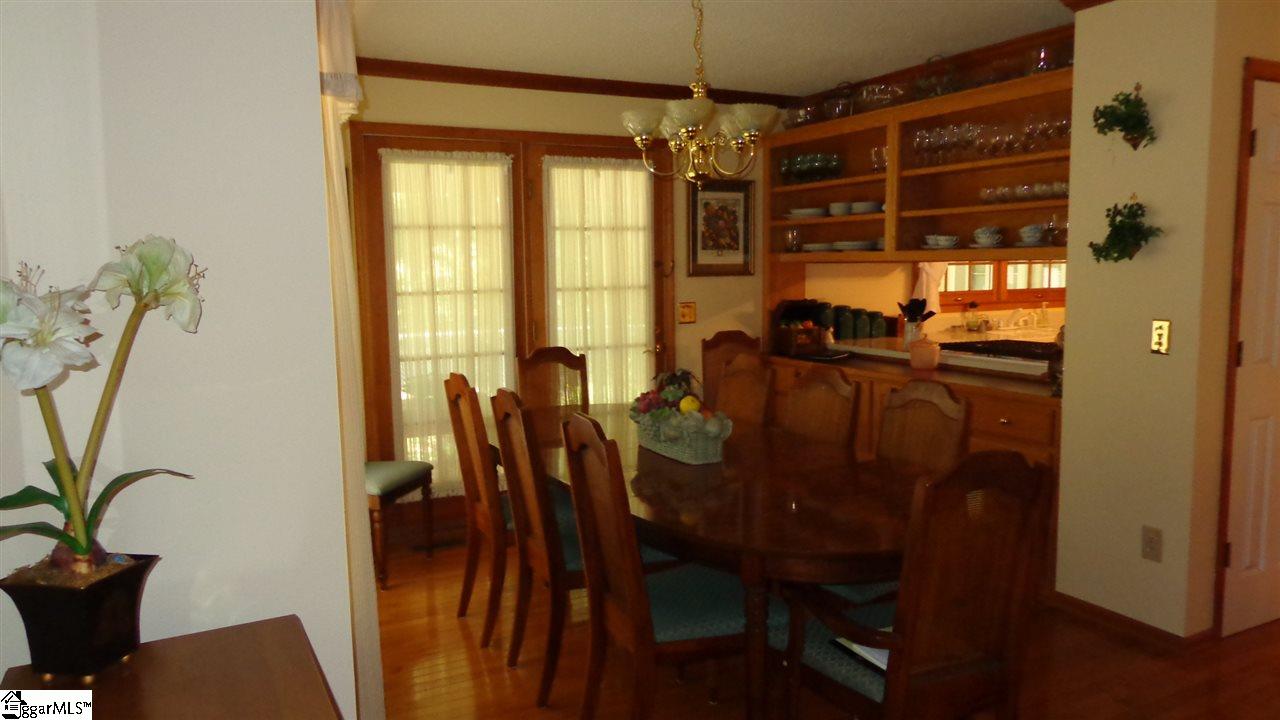 708 Hampton Road Liberty, SC 29657 - Photo 6 of 36