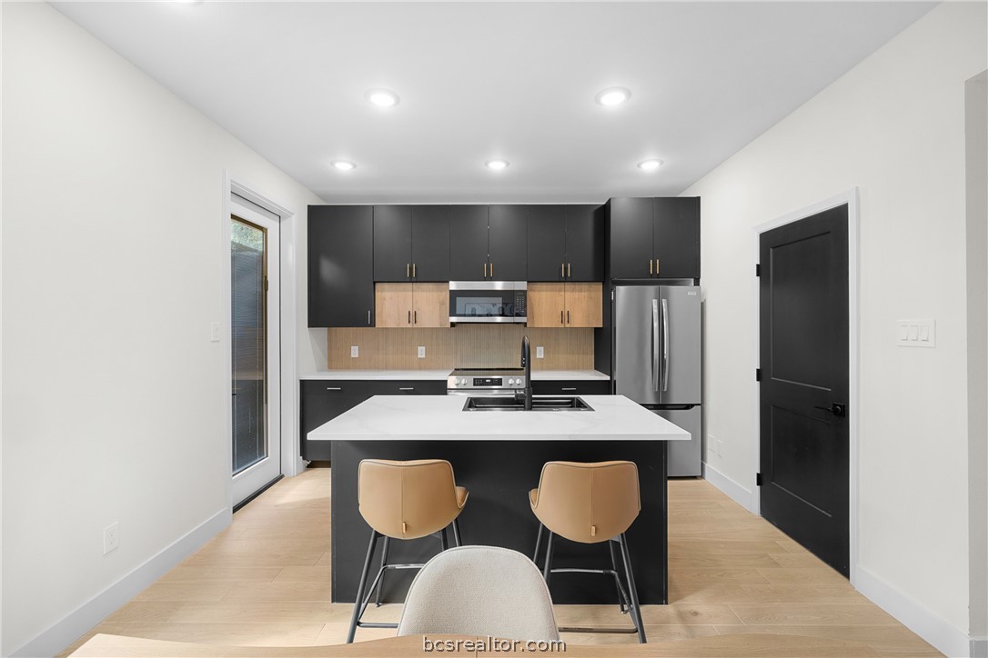 2539 East Villa Maria Road, Unit 1101A Bryan, TX 77802 - Photo 9 of 29