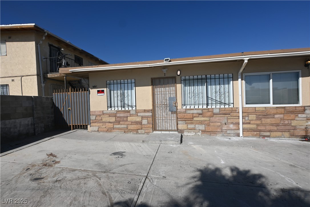 715 North 11th Street, Unit 1 Las Vegas, NV 89101 - Photo 1 of 16