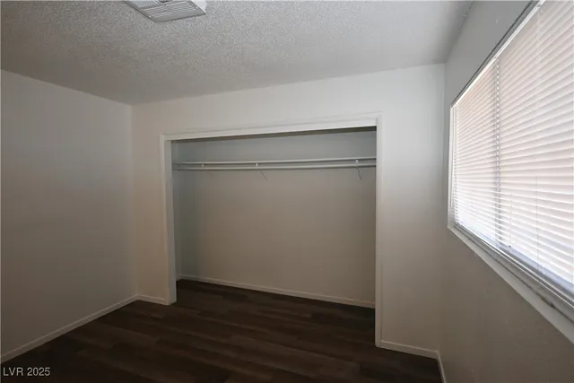 $850 | 715 North 11th Street, Unit 1, Las Vegas, NV 89101