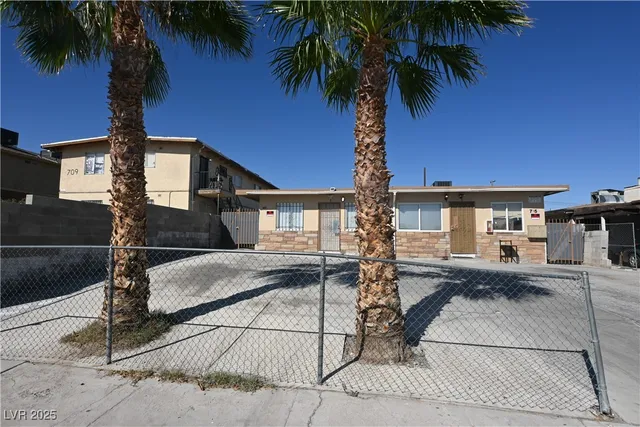 $850 | 715 North 11th Street, Unit 1, Las Vegas, NV 89101