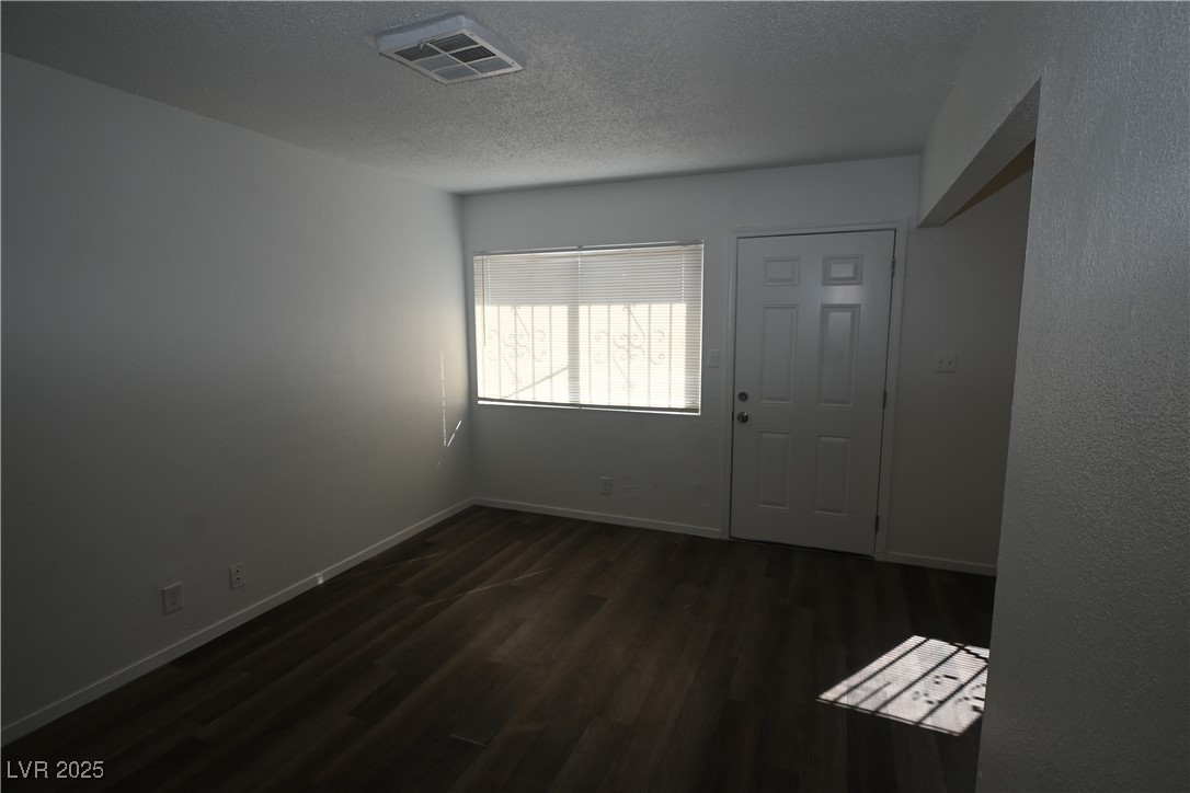 715 North 11th Street, Unit 1 Las Vegas, NV 89101 - Photo 10 of 16