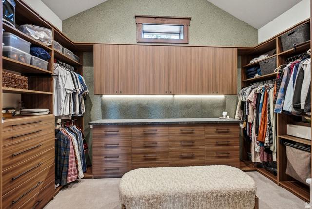 7885 North Rabbitbrush Court, Unit 13 Park City, UT 84098 - Photo 32 of 88 Walk in closet