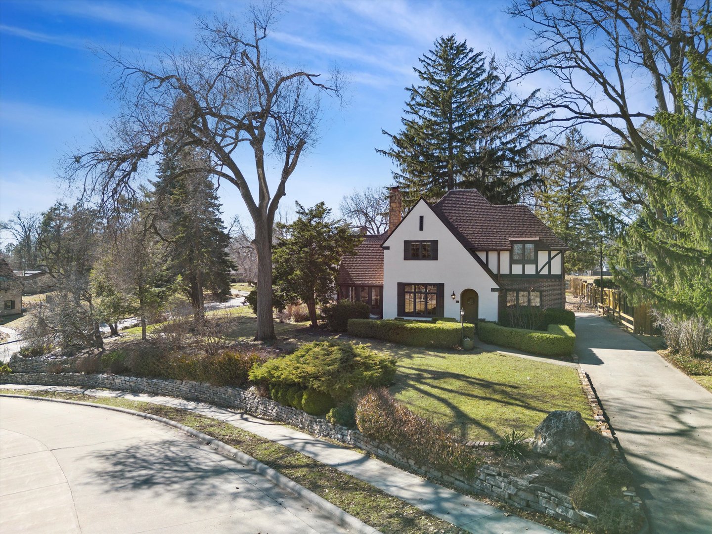 716 Terrace Drive Clinton, IA 52732 - Photo 2 of 78 a front view of a house with a yard and garage