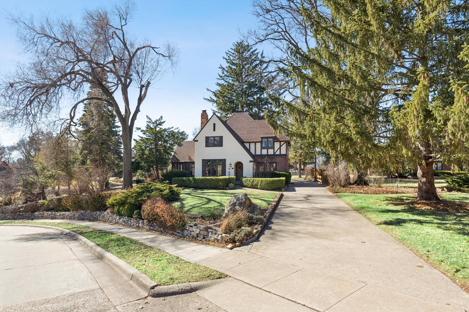 716 Terrace Drive Clinton, IA 52732 - Photo 3 of 78