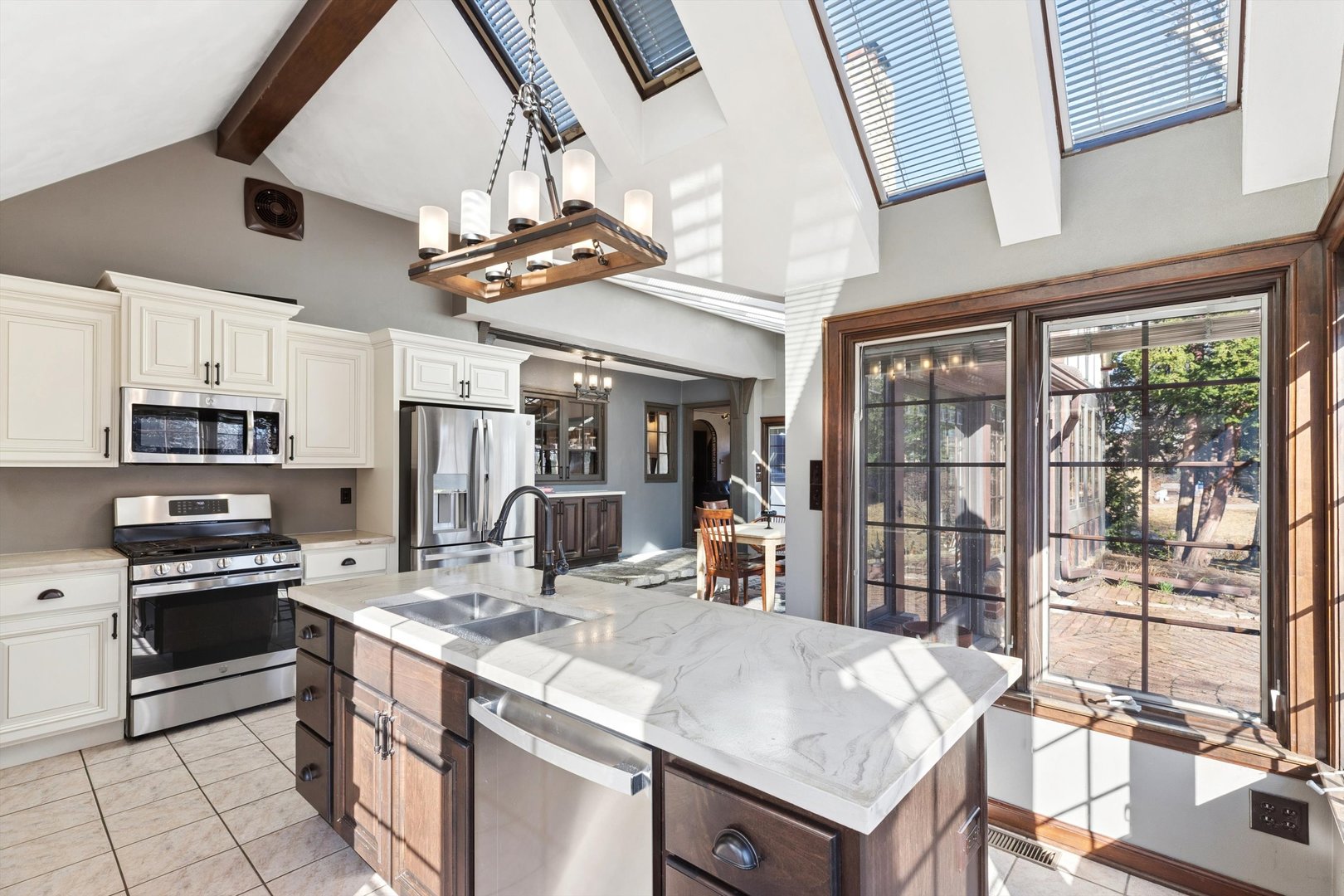 716 Terrace Drive Clinton, IA 52732 - Photo 33 of 78