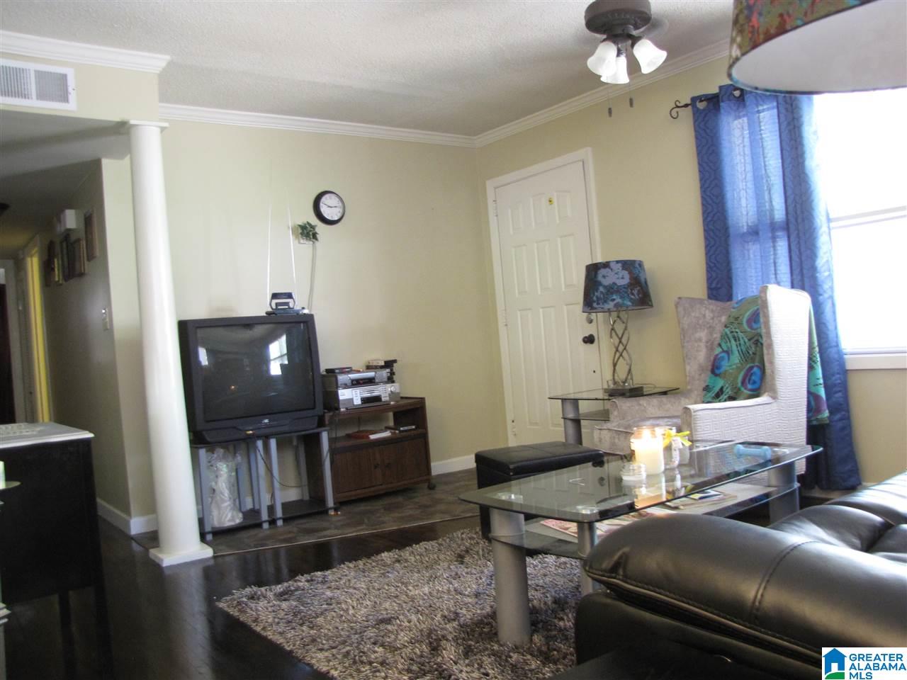 425 Burgundy Road Birmingham, AL 35215 - Photo 4 of 13
