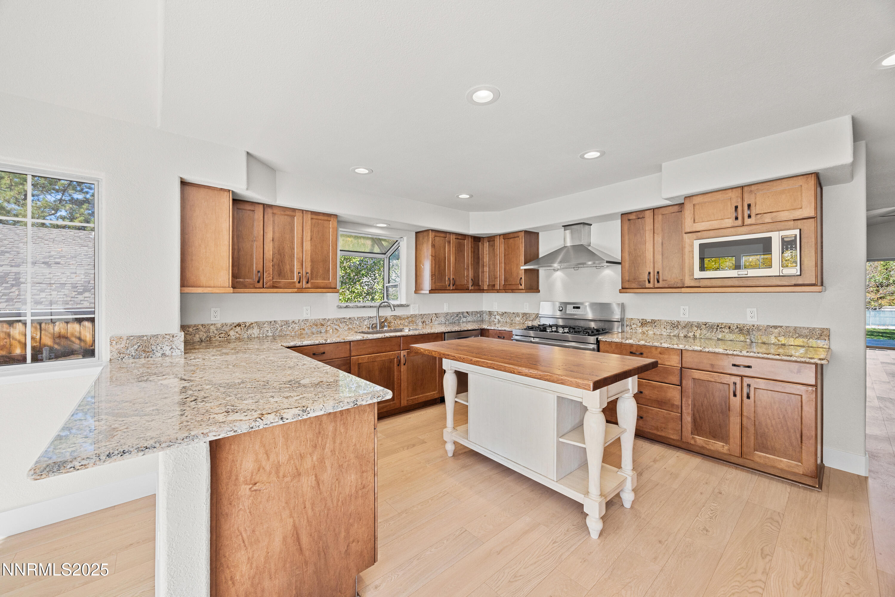 3510 Comstock Drive Reno, NV 89512 - Photo 6 of 37 10_img_0079