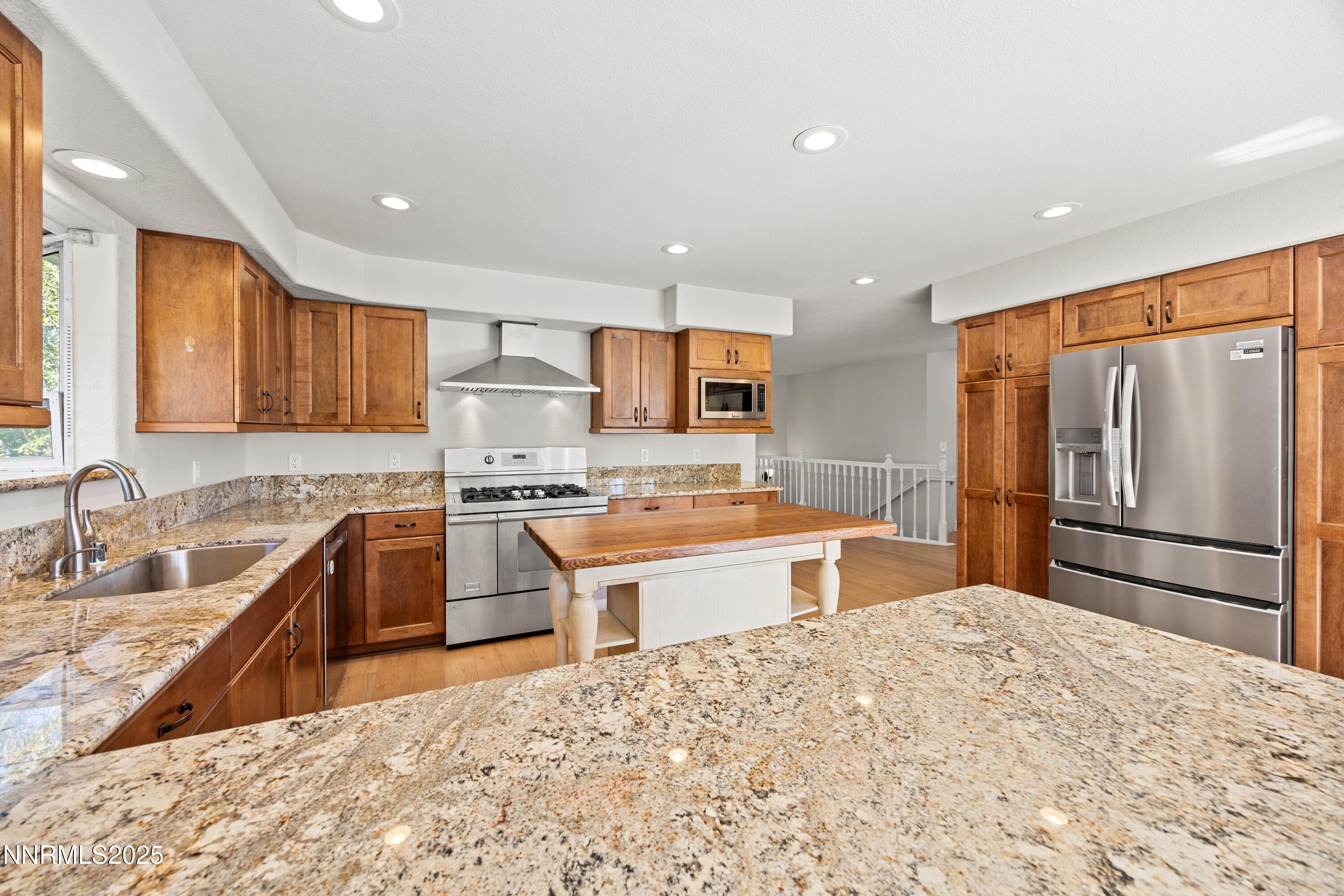 3510 Comstock Drive Reno, NV 89512 - Photo 8 of 37 12_img_0094