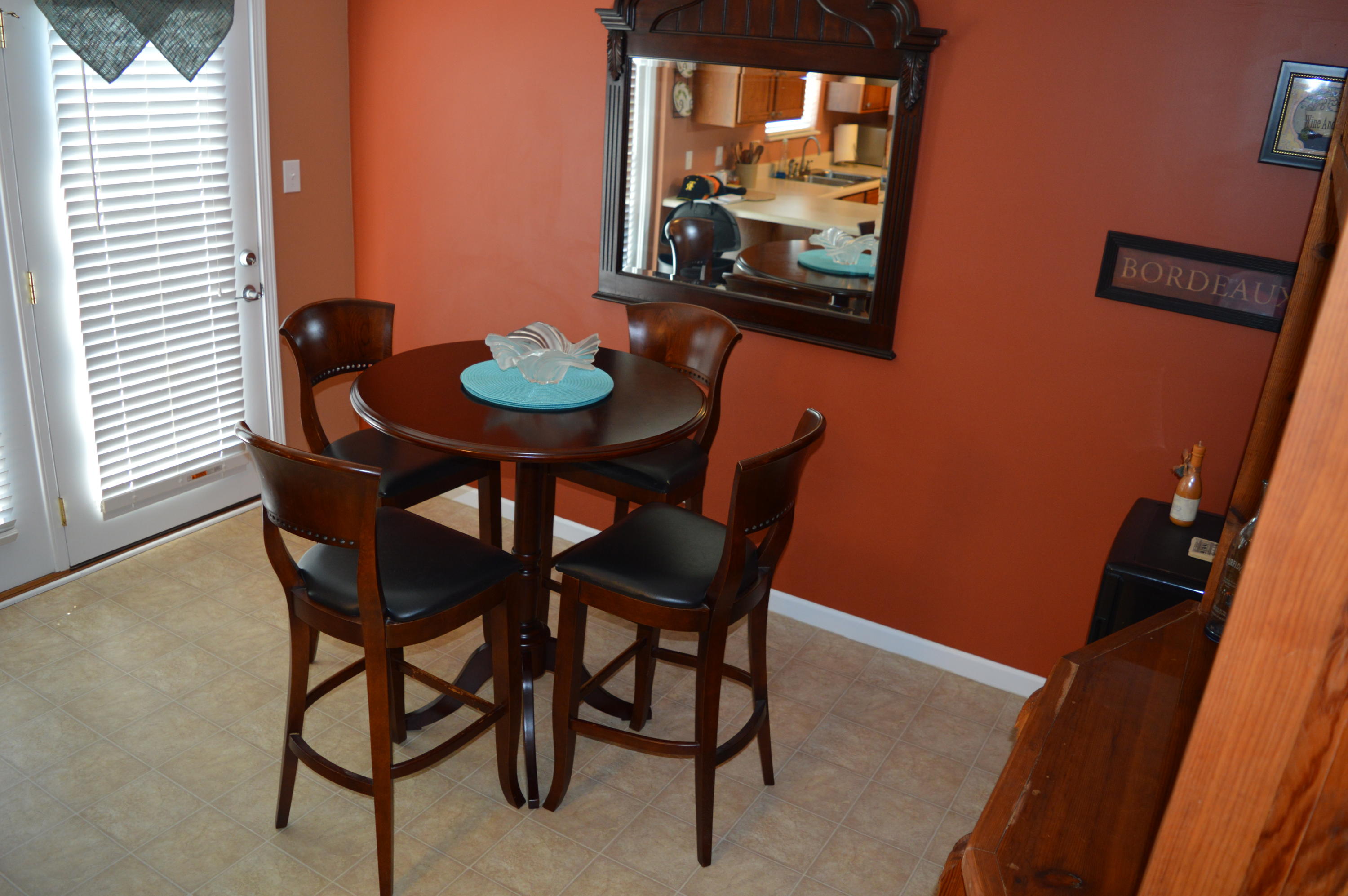 7816 Dawnview Road Powell, TN 37849 - Photo 8 of 26 Large Breakfast area