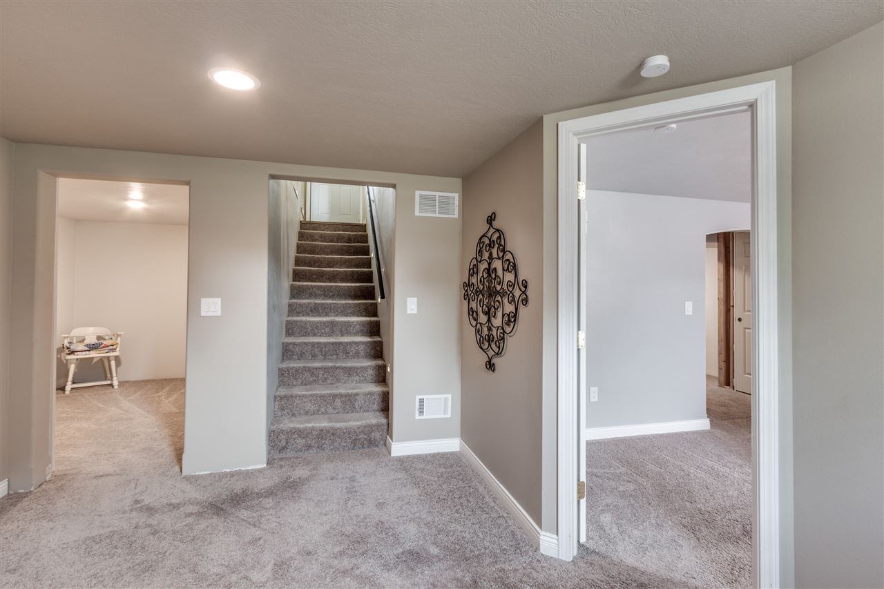 13805 East Riverside Avenue Spokane, WA 99216 - Photo 12 of 20 Gallery Image 12