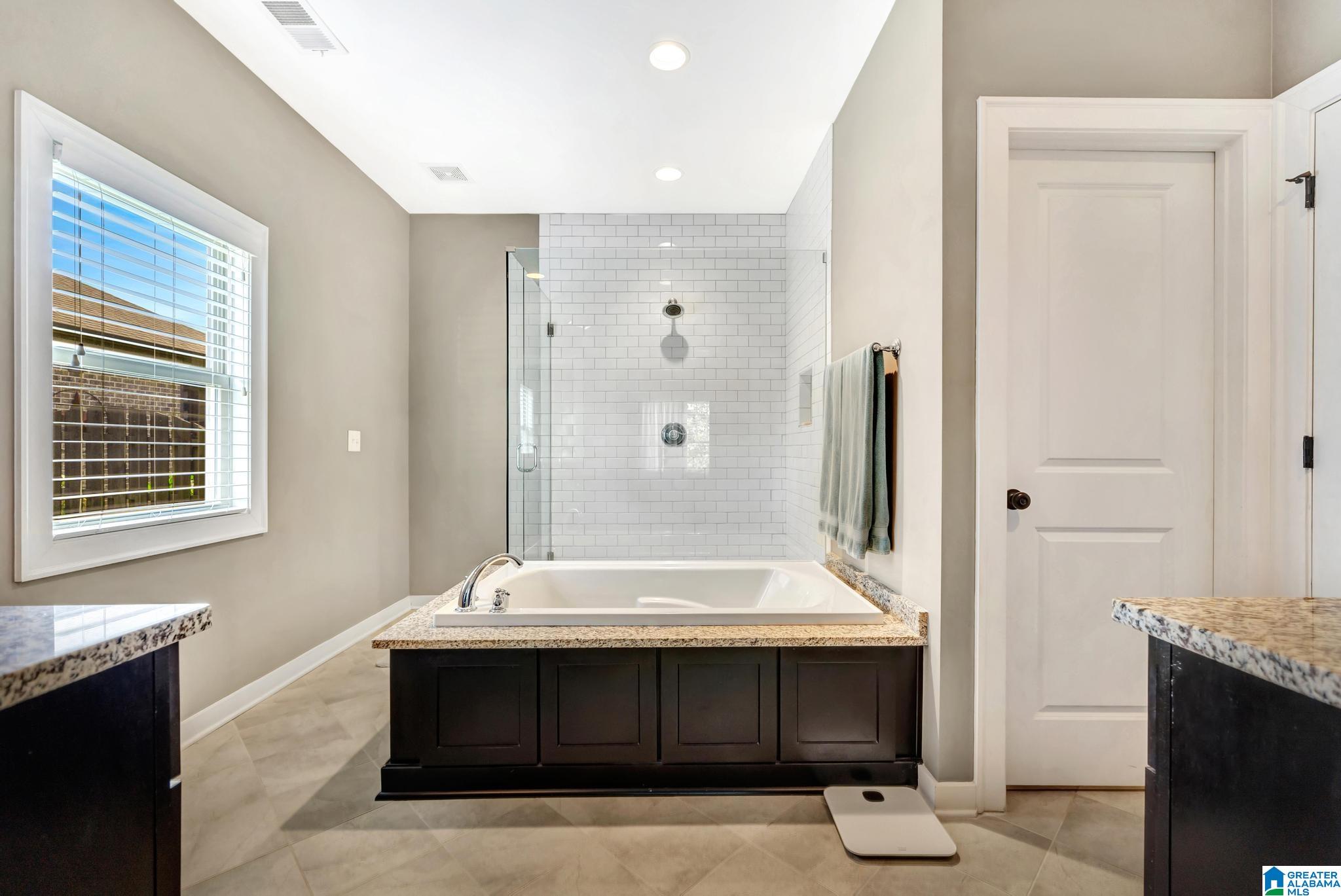4065 Noyak Road Birmingham, AL 35226 - Photo 13 of 36