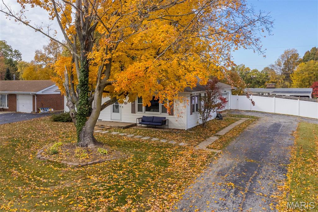 123 Lowell Court Shiloh, IL 62269 - Photo 10 of 43