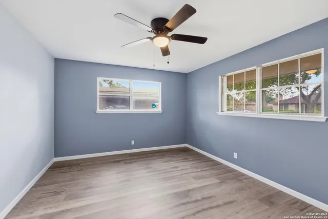 $278,000 | 413 Cloudmont Drive, Windcrest, TX 78239