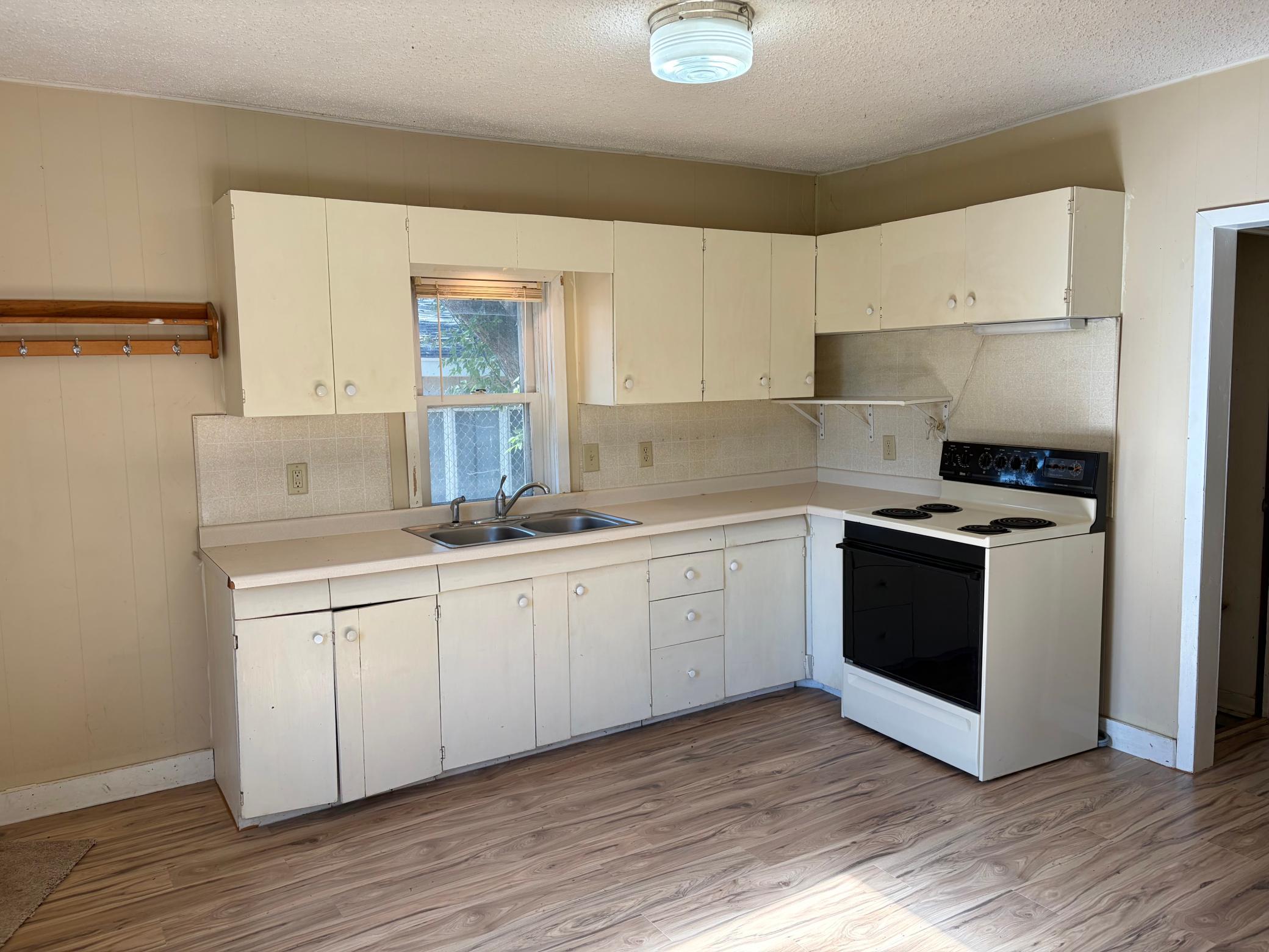 324 Southwest 4th Street Brainerd, MN 56401 - Photo 2 of 19 Gallery Image 2