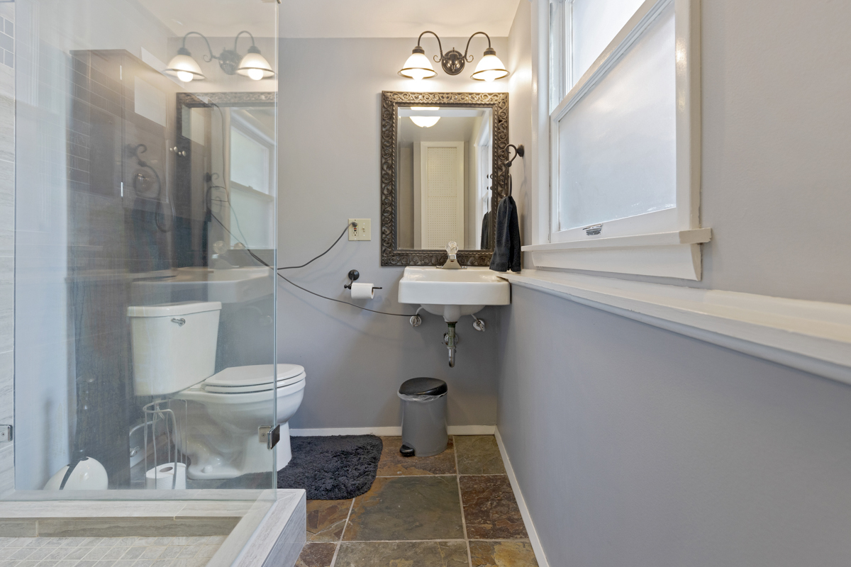 2401 Rohlwing Road Rolling Meadows, IL 60008 - Photo 21 of 35