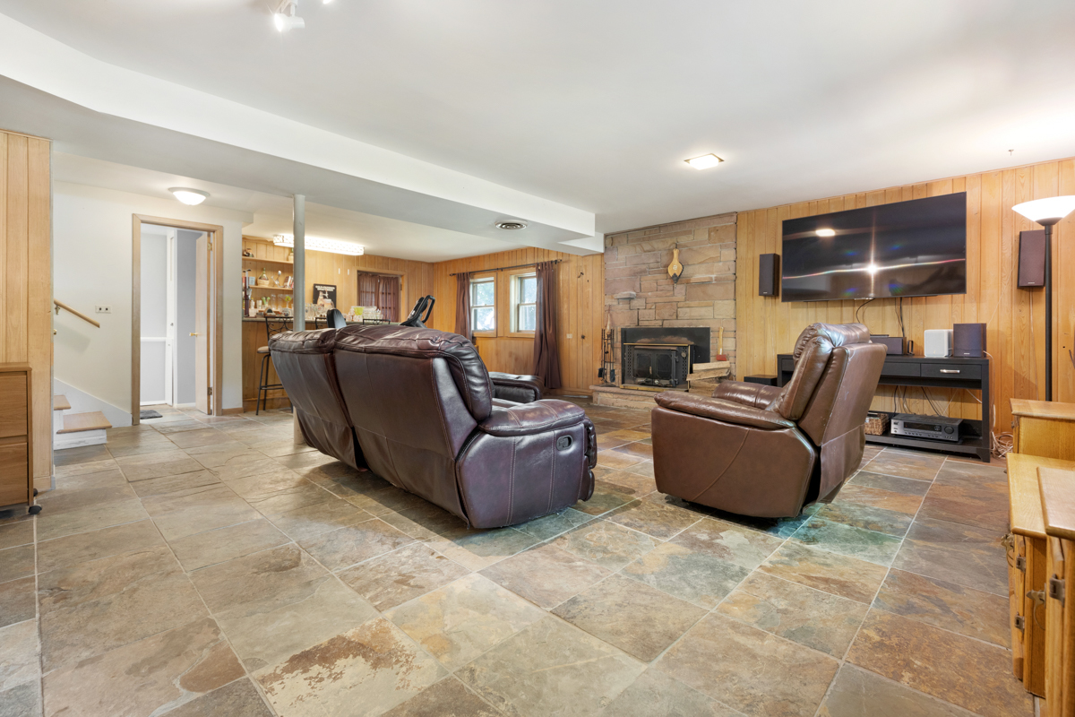 2401 Rohlwing Road Rolling Meadows, IL 60008 - Photo 27 of 35