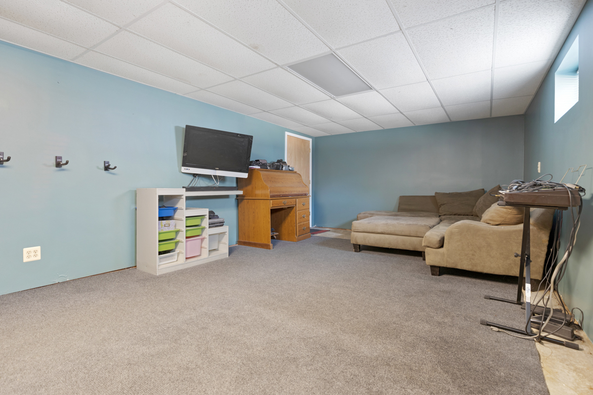 2401 Rohlwing Road Rolling Meadows, IL 60008 - Photo 28 of 35