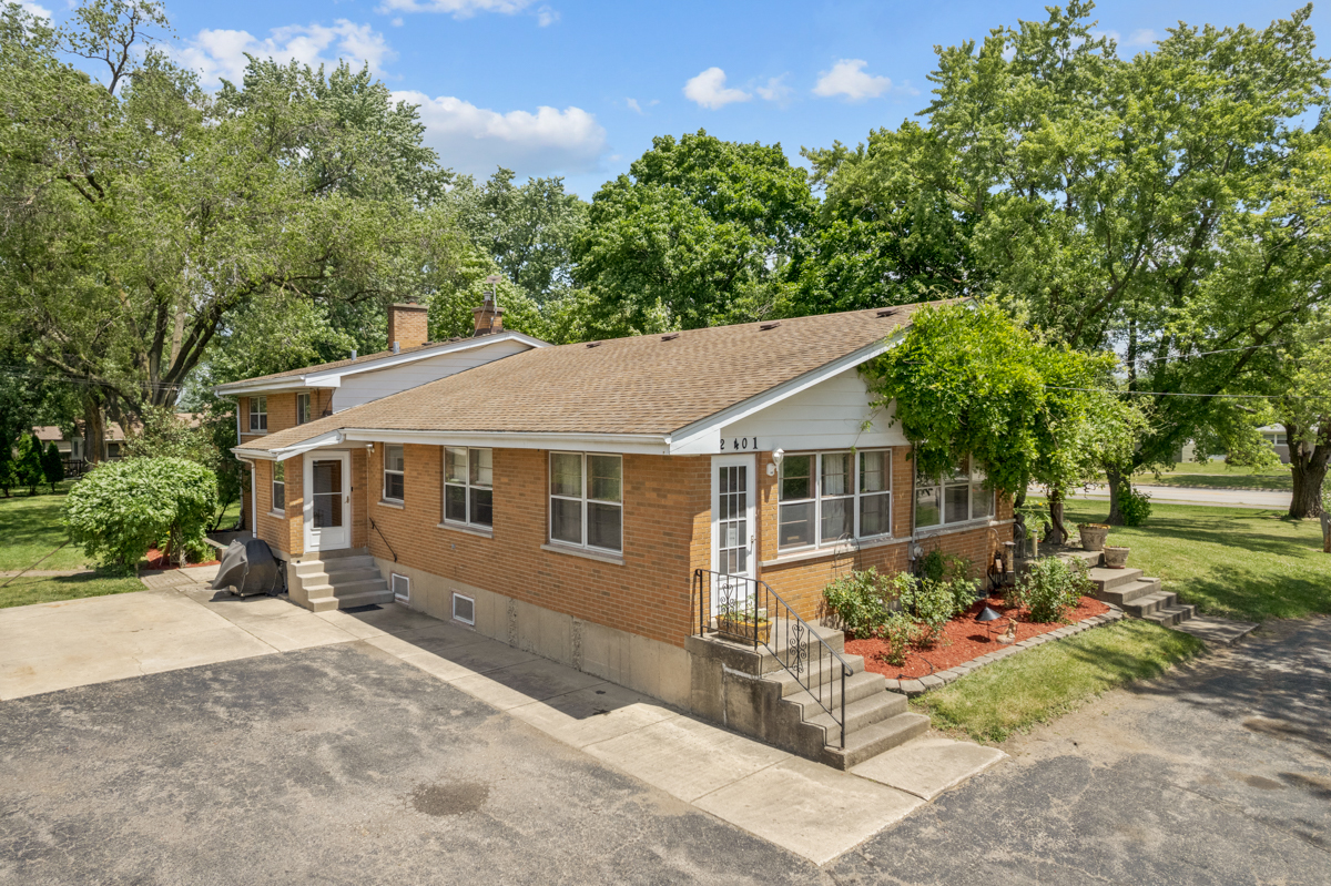 2401 Rohlwing Road Rolling Meadows, IL 60008 - Photo 3 of 35