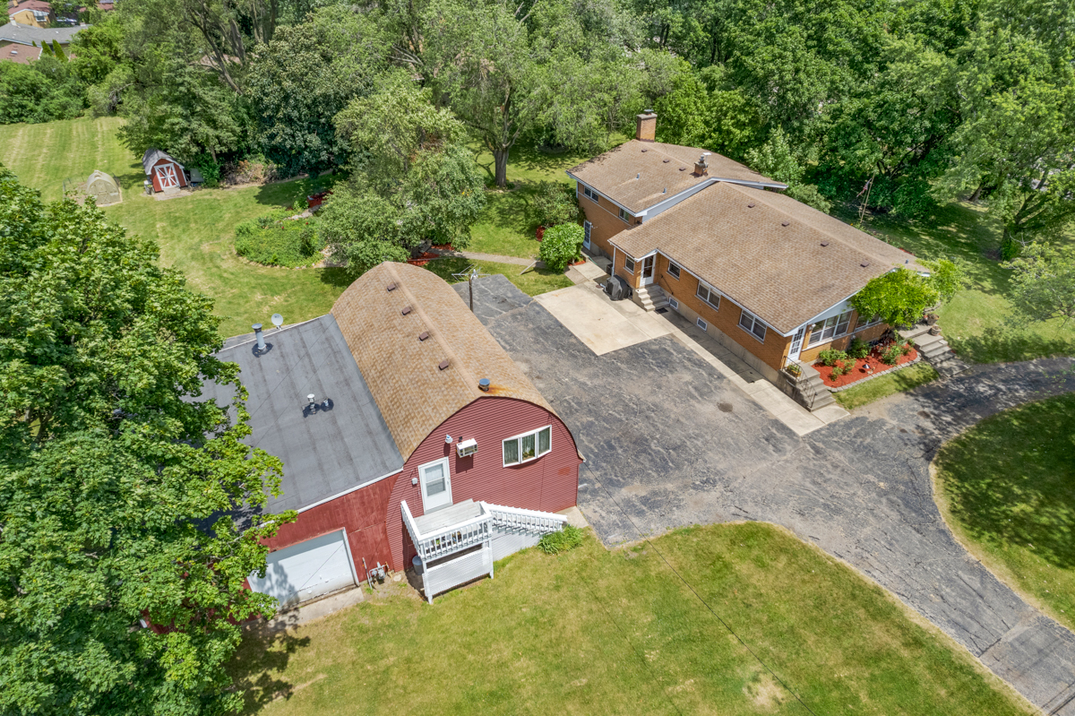 2401 Rohlwing Road Rolling Meadows, IL 60008 - Photo 6 of 35