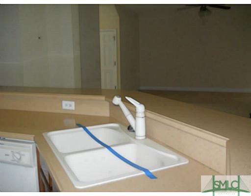2492 Old Quacco Road Pooler, GA 31322 - Photo 5 of 16 Kitchen.