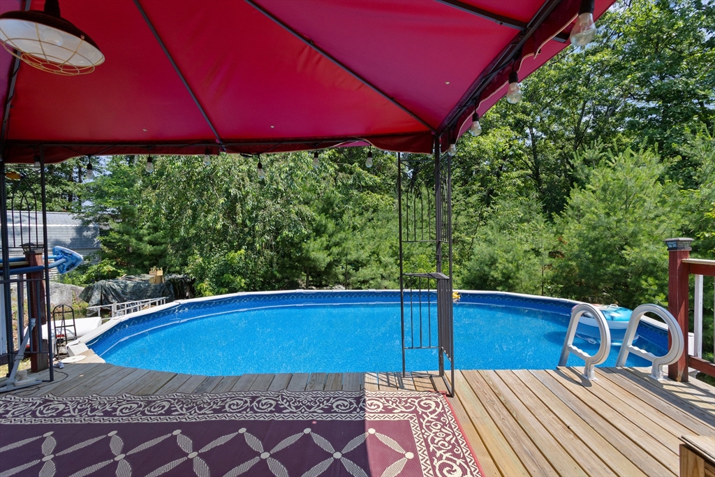 215 Donohue Road Dracut, MA 01826 - Photo 7 of 40