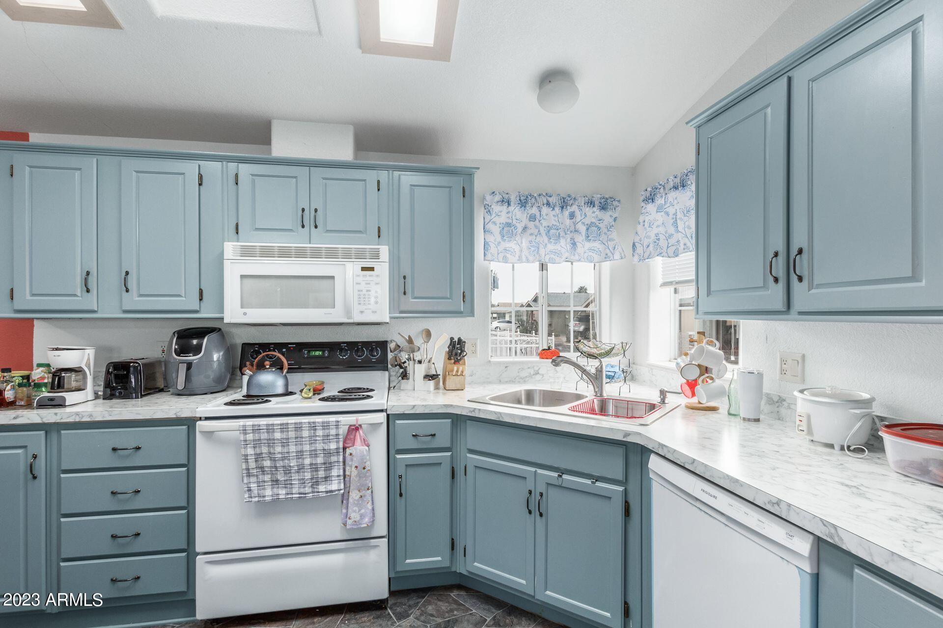 8865 East Baseline Road, Unit 936 Mesa, AZ 85209 - Photo 8 of 23 8