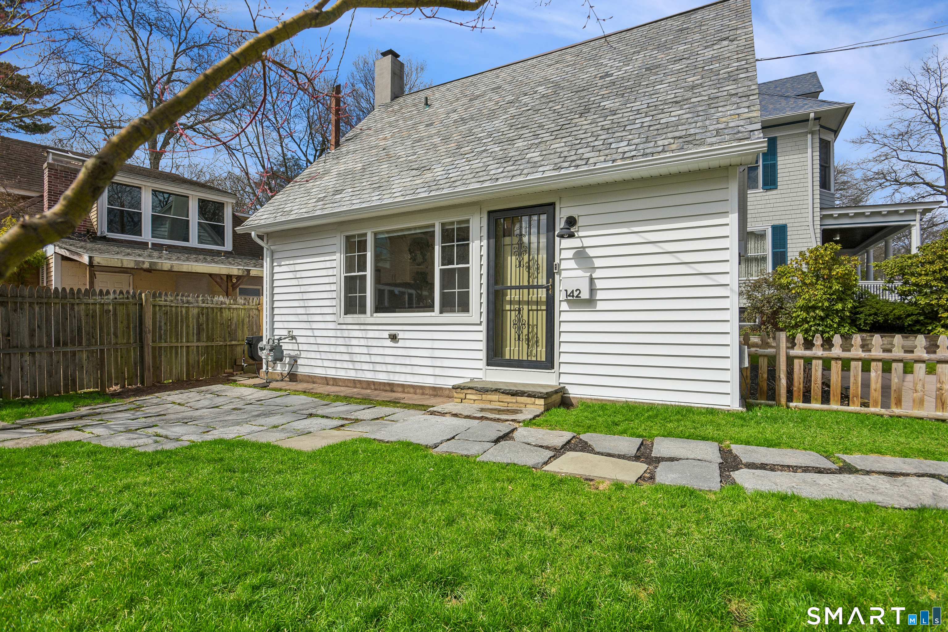 142 East Rock Road New Haven, CT 06511 - Photo 1 of 1