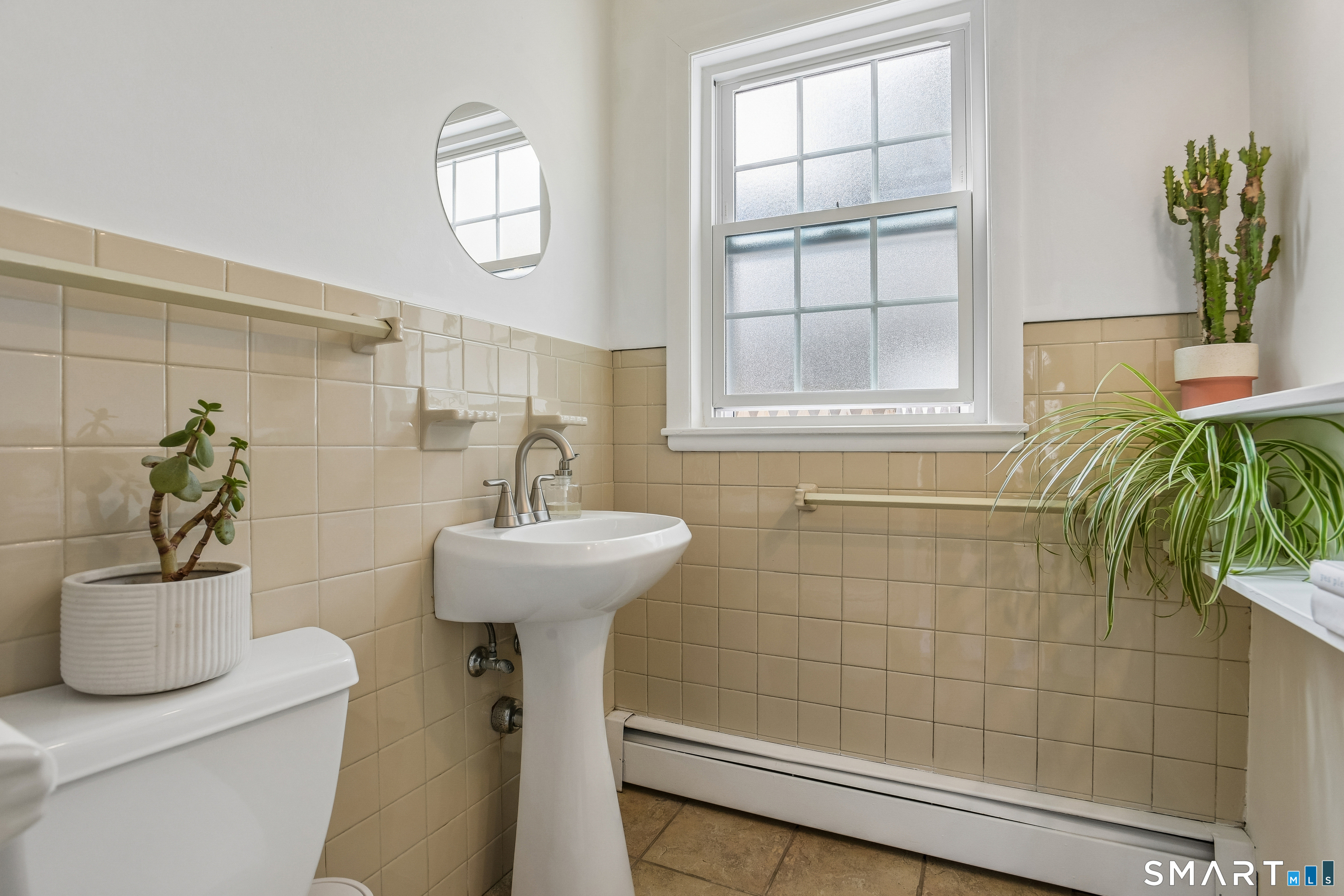 142 East Rock Road New Haven, CT 06511 - Photo 11 of 27