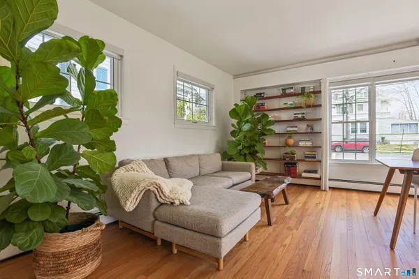 $375,000 | 142 East Rock Road, New Haven, CT 06511