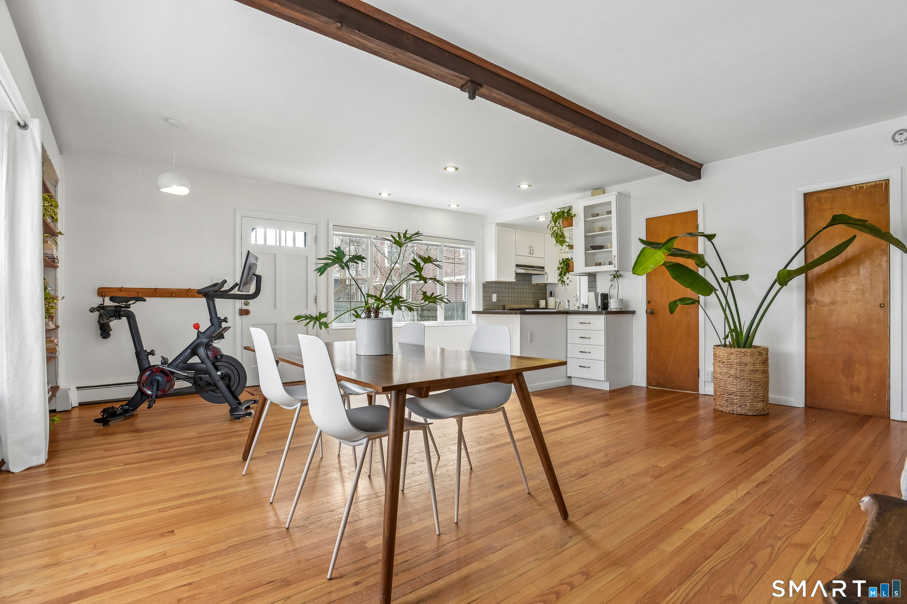 142 East Rock Road New Haven, CT 06511 - Photo 16 of 27