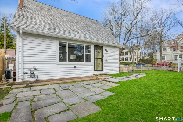 $375,000 | 142 East Rock Road, New Haven, CT 06511