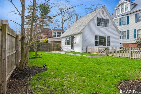 $375,000 | 142 East Rock Road, New Haven, CT 06511