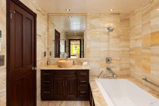 $6,250,000 | 330 Brookside Drive, Angwin, CA 94508