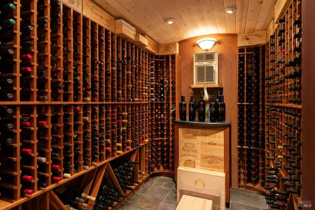 $6,250,000 | 330 Brookside Drive, Angwin, CA 94508