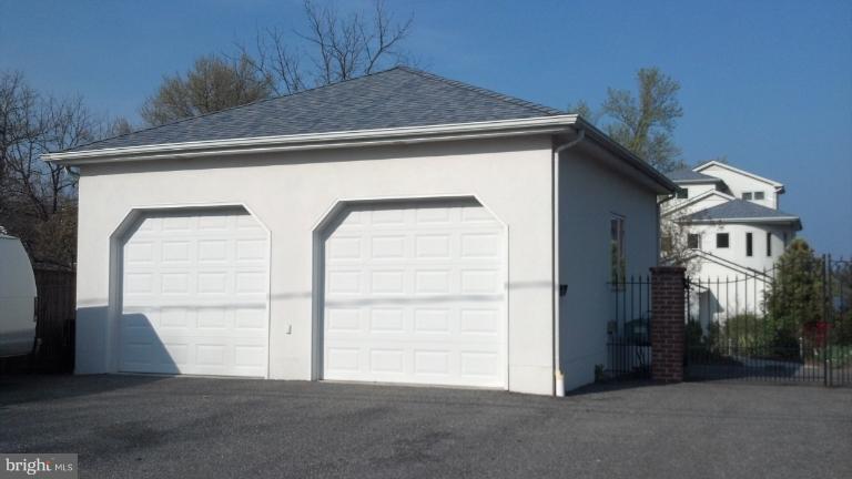 308 Magothy Road Severna Park, MD 21146 - Photo 24 of 30 Exterior (General)
