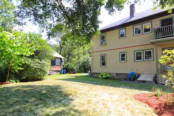 417 Albemarle Road, Unit 2 Newton, MA 02460 - Photo 17 of 18