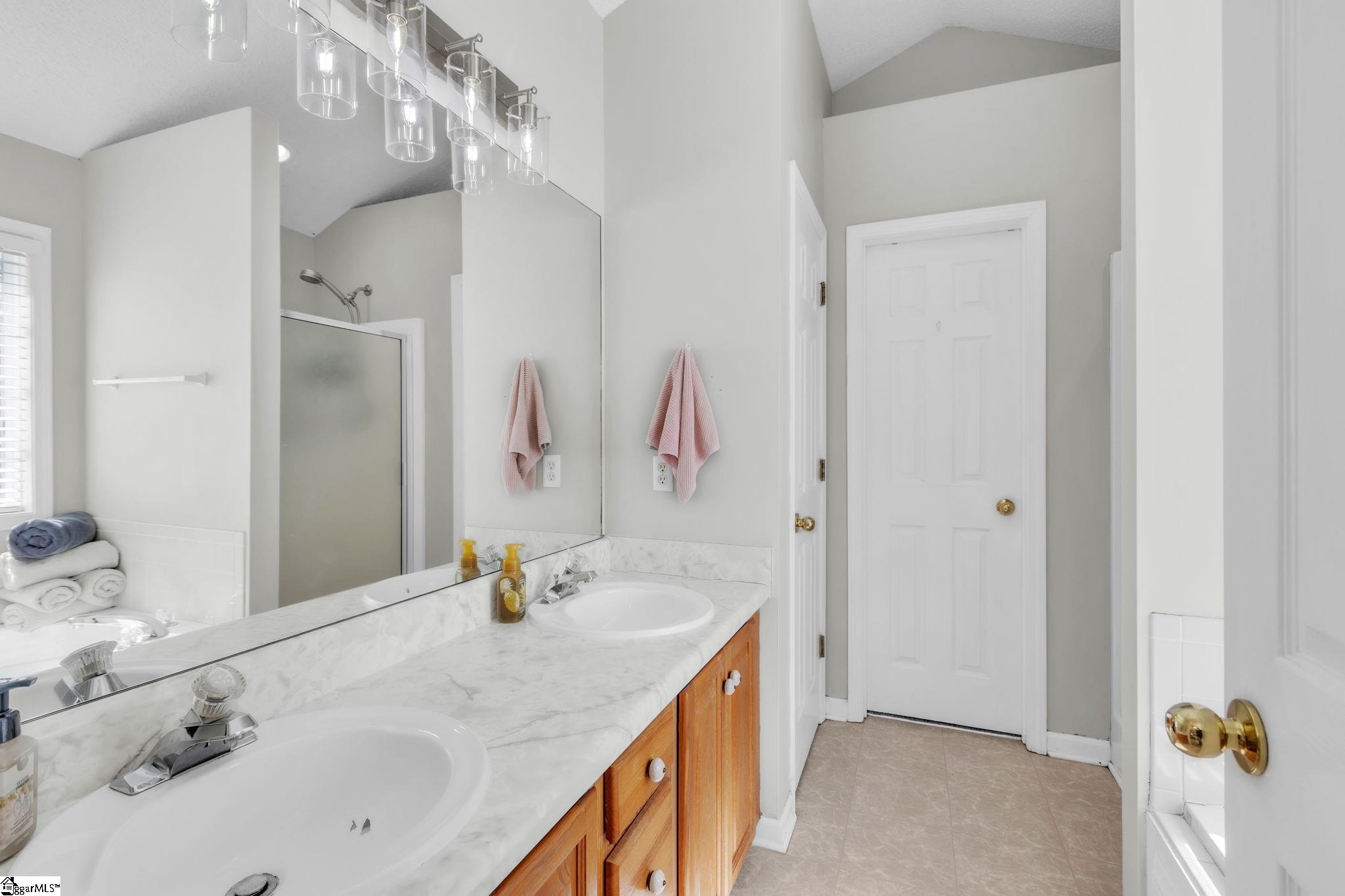 133 Cypress Lane Easley, SC 29640 - Photo 16 of 26