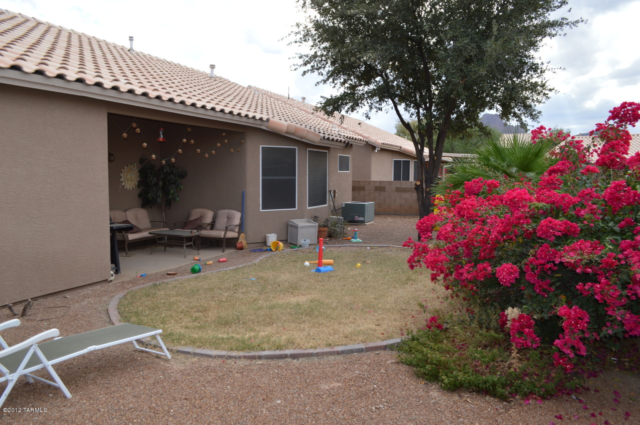 7204 West Rivulet Drive Tucson, AZ 85743 - Photo 15 of 19