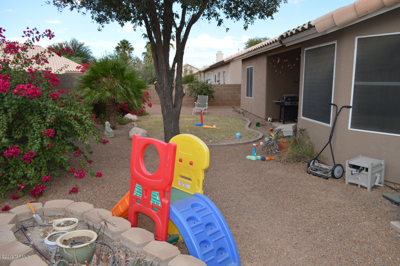 7204 West Rivulet Drive Tucson, AZ 85743 - Photo 18 of 19