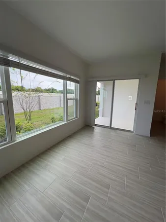 $2,580 | 471 Thompson Village Avenue, Apopka, FL 32703