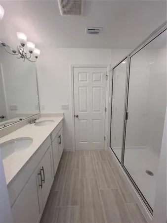 $2,580 | 471 Thompson Village Avenue, Apopka, FL 32703