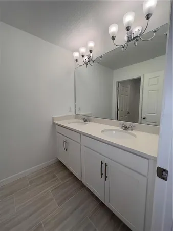 $2,580 | 471 Thompson Village Avenue, Apopka, FL 32703