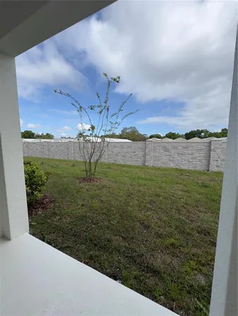 $2,580 | 471 Thompson Village Avenue, Apopka, FL 32703