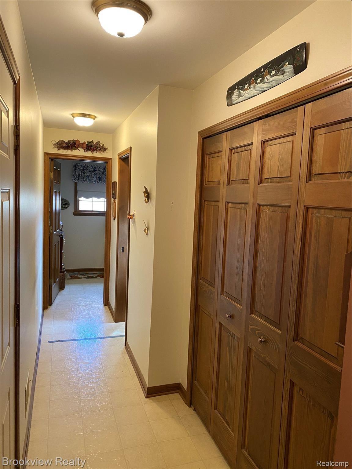 59480 Hayes Road Ray, MI 48096 - Photo 21 of 39 Closet