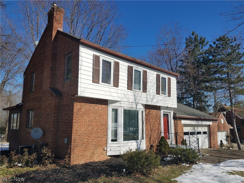 383 Chestnut Road Independence, OH 44131 - Photo 1 of 13 Gallery Image 1