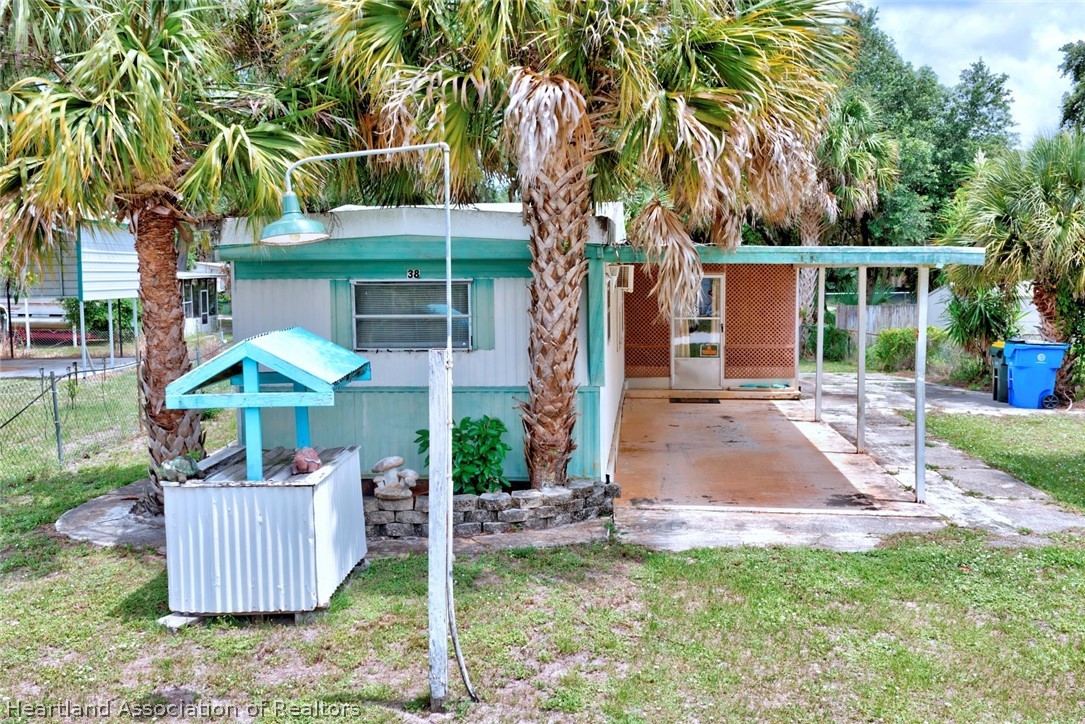 38 Boon Dock Road Lorida, FL 33857 - Photo 2 of 35