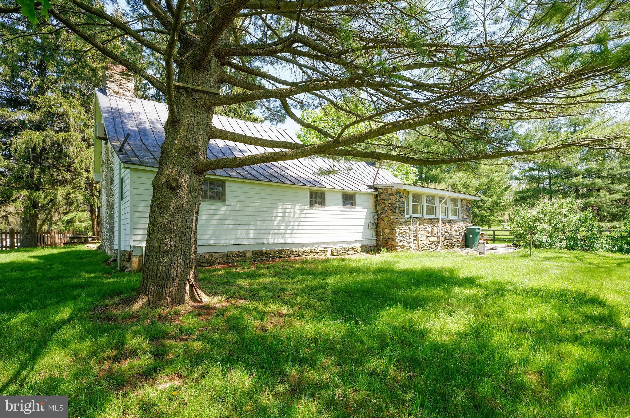 36004 Bell Road Round Hill, VA 20141 - Photo 27 of 30 Exterior (Rear)